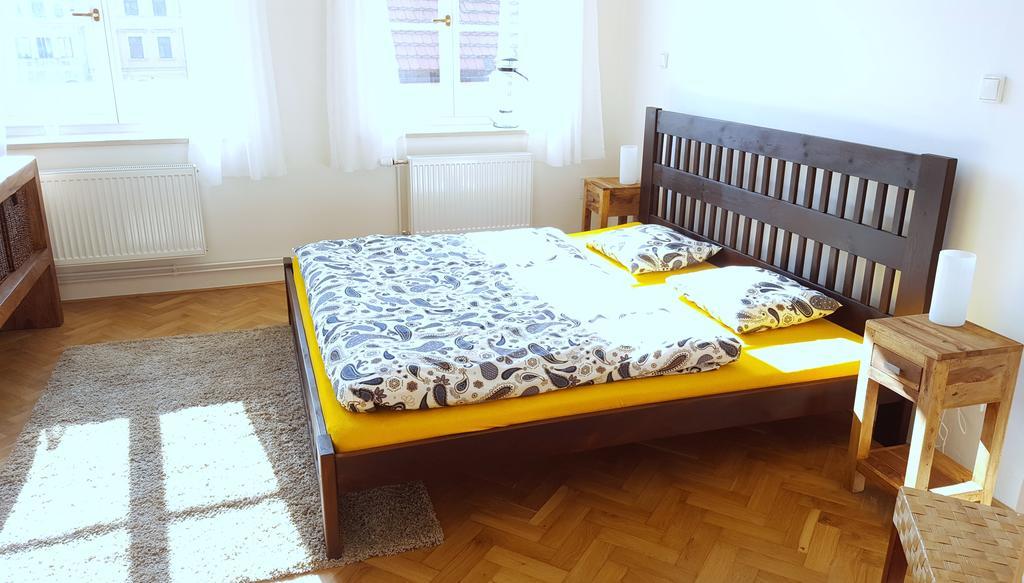 Apartmany U Namesti ブロウモフ エクステリア 写真